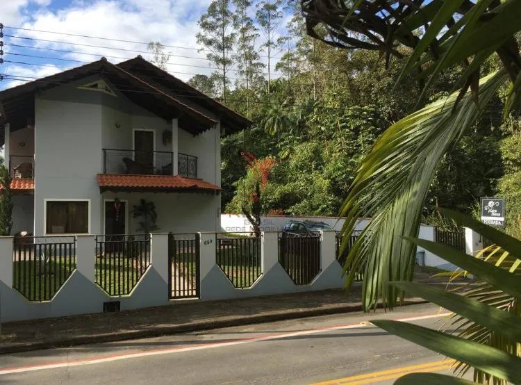 Imagem Casa 5 dormitórios 3 suítes 338m² 8 vagas Ribeirao Areia Pomerode/SC