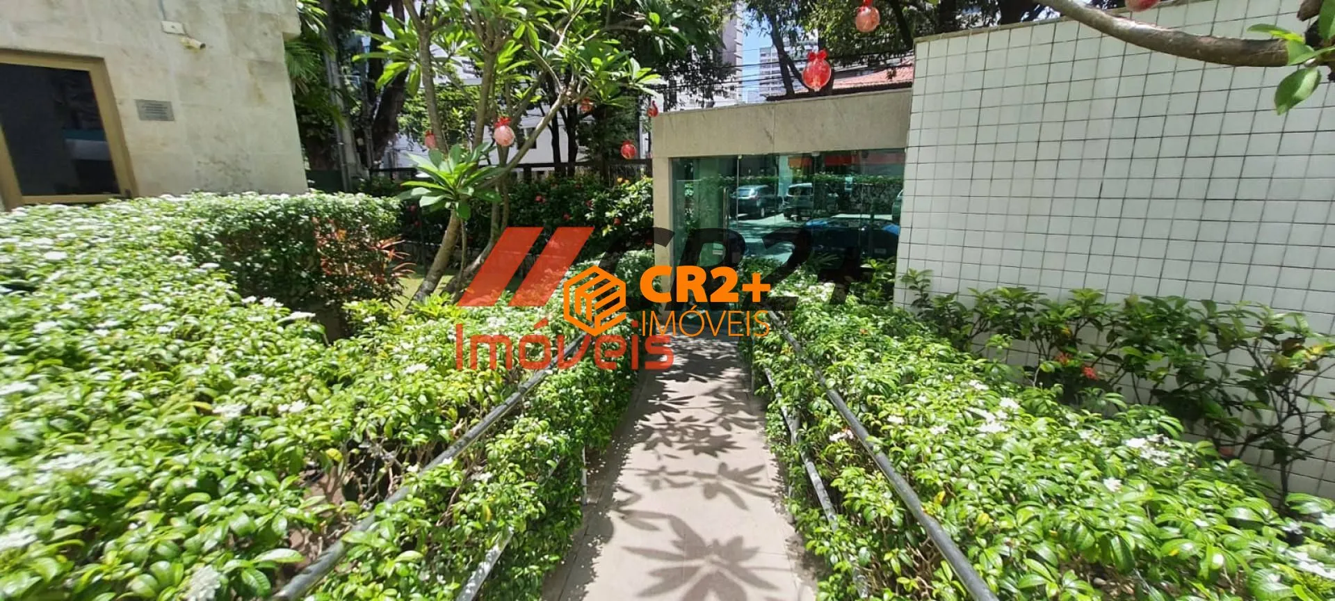 Imagem Apartamento à Venda de 125 m² 04 quartos, 02 suítes em Espinheiro em Recife