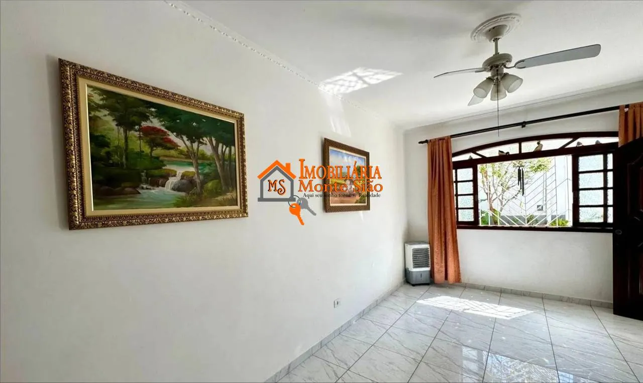 Imagem Sobrado com 3 dormitórios à venda, 168 m² por R$ 795.000 - Jardim Rosa de Franca - Guarulhos/SP
