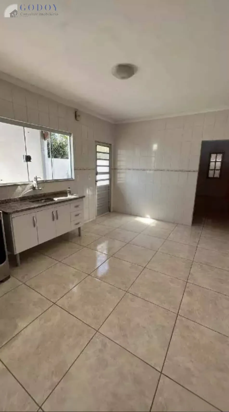 Imagem Oportunidade! Casa com 3 dormitórios,mezanino, vista espetacular do terraço