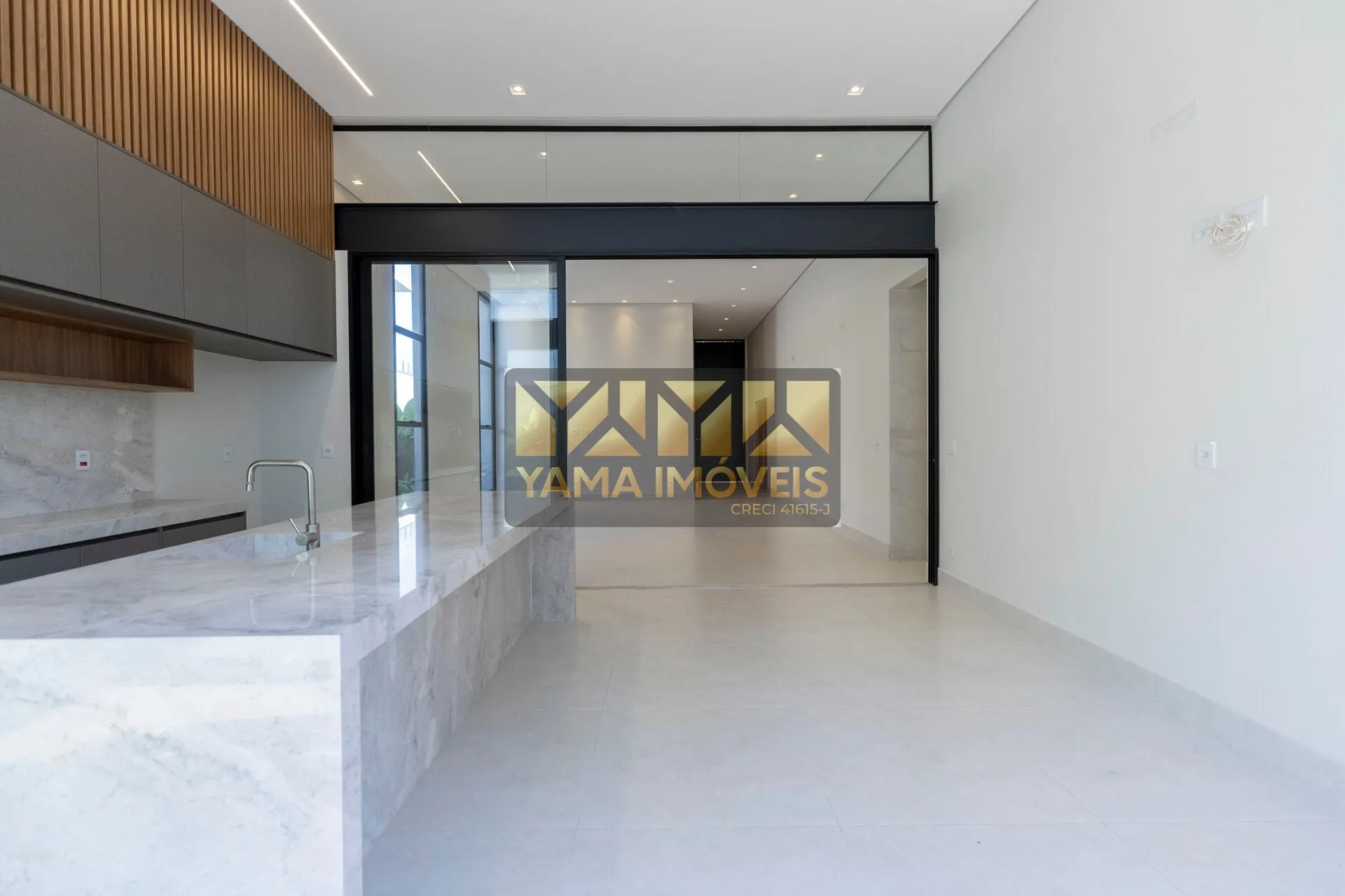 Imagem Casa Alto Padrão em Residencial e Empresarial Alphaville, Ribeirão Preto/SP