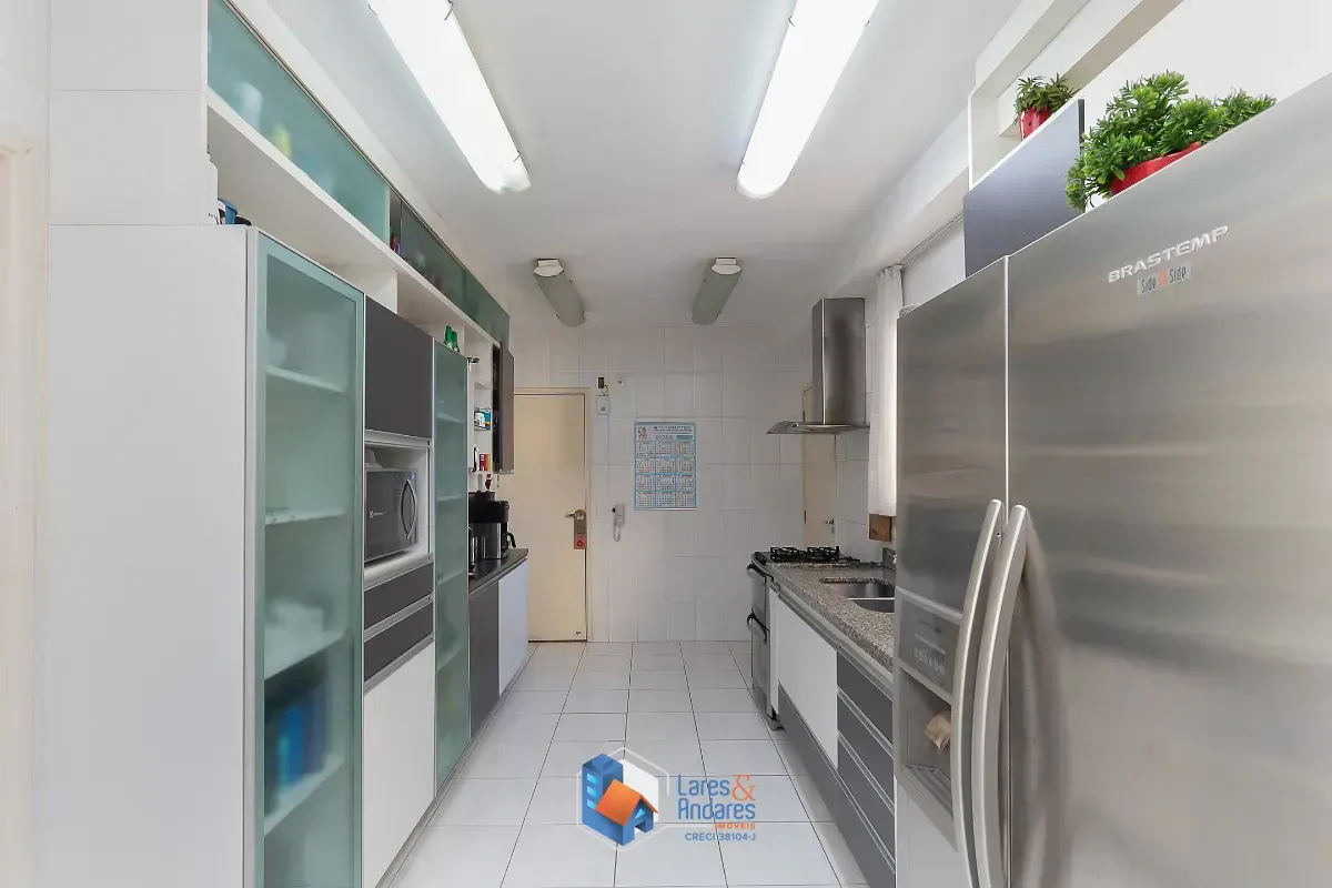 Imagem Apartamento para venda em Vila Romana com 4 quartos, sendo 4 suítes, 223m²