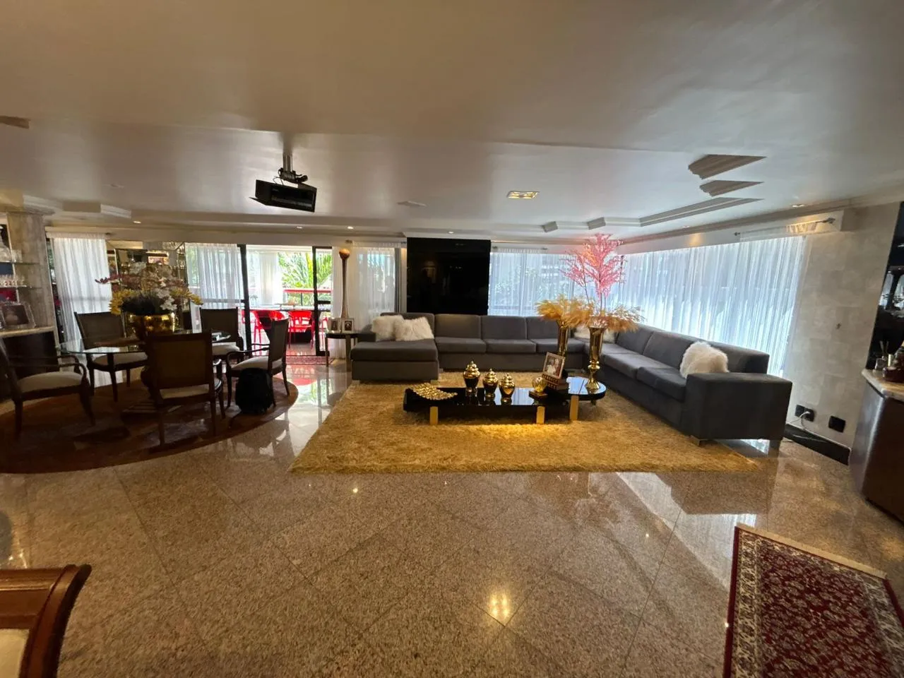 Imagem Apartamento 4 Suítes 4 Vagas Meireles