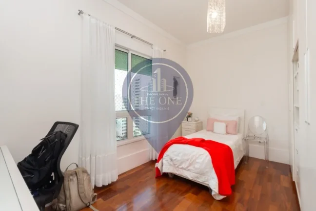 Imagem Imperdível apartamento à venda na Aclimação - São Paulo-SP! 3 quartos, 3 suítes, 2 salas, 5 banheiros, 3 vagas de garagem, 159m².