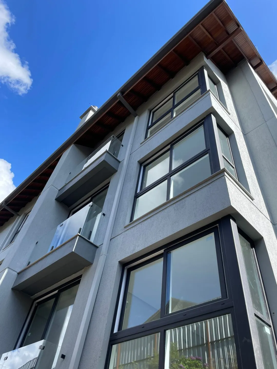 Imagem Apartamento à venda em Gramado, Floresta, com 2 quartos, 71.98m2