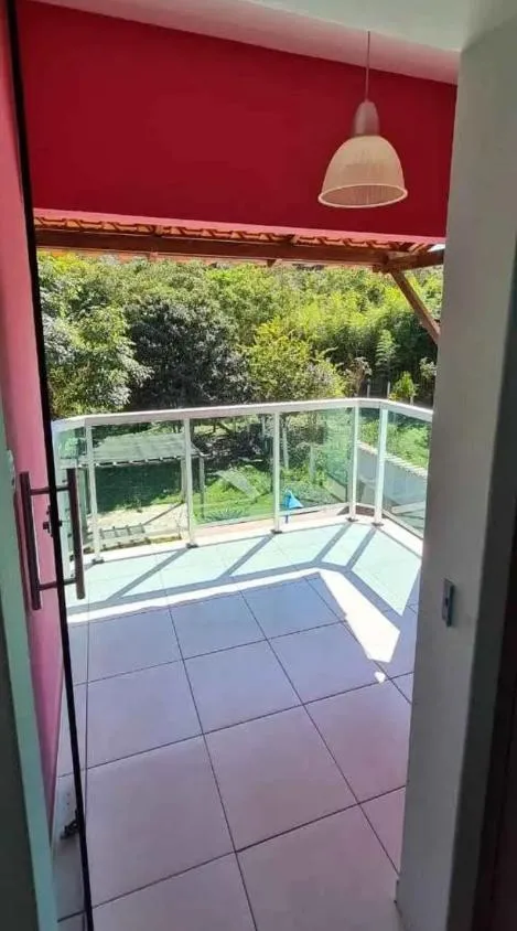 Imagem Vendo uma ótima casa na cidade de Passatempo/MG ( valor 650.000,00 )