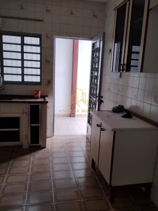 Imagem Casa 3 dormitórios ( 1 suíte), 2 vagas, Jd. Morumbi Sjc.