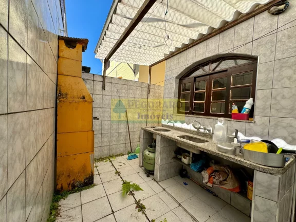 Imagem Sobrado de 2 quartos em condomínio fechado na Martim de Sá, Caraguatatuba-SP: 400mts da Praia, 76m², 1 vaga - Imperdível!