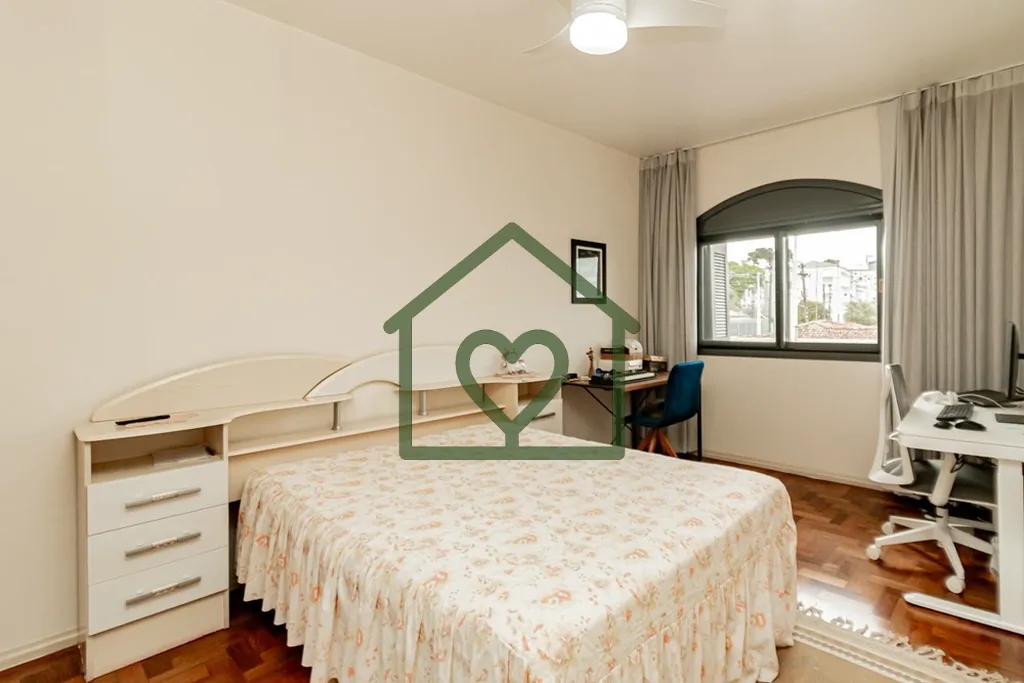 Imagem Apartamento no bairro de Jardim Sabará com área construída de 271 metros quadrados, são 14 cômo...