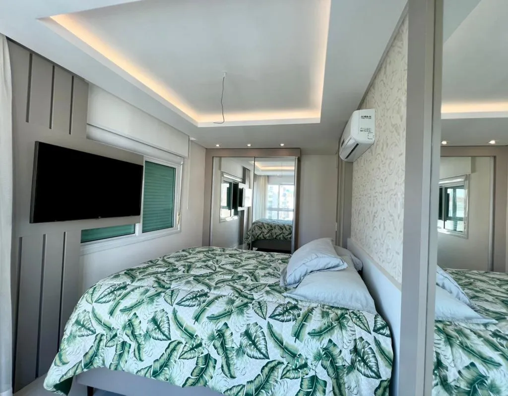 Imagem Apartamento 4 Dormitórios - Bairro Navegantes