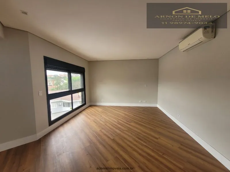 Imagem Casas em Condomínio para venda em Santana de Parnaiba no bairro Alphaville