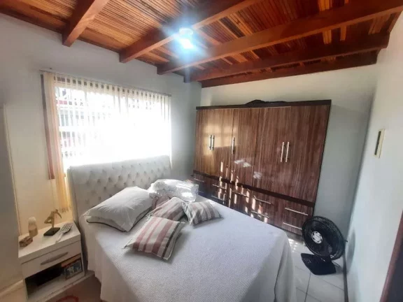 Imagem Casa à Venda, 150 m² , 3 Dormitórios, 1 Suíte, Carianos, Florianópolis/SC