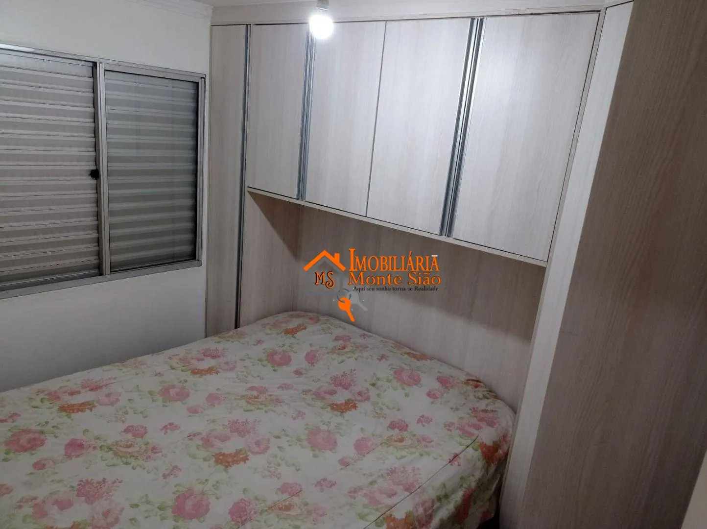 Imagem Apartamento com 2 dormitórios à venda, 44 m² por R$ 240.000,00 - Água Chata - Guarulhos/SP