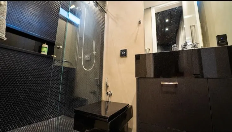 Imagem Casa de 414,93m² com 3 Suítes Localizado no Condomínio Residencial Alphaville II