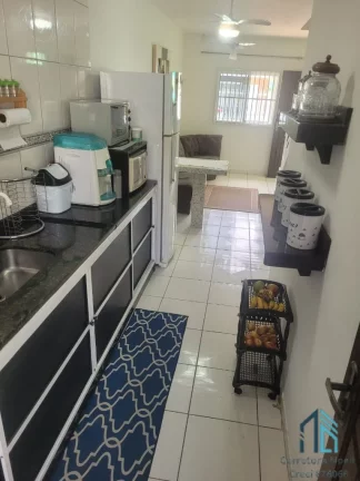 Imagem Sobrado com piscina, área gourmet, 03 quartos com suíte, 70 metros do Mar em Matinhos PR