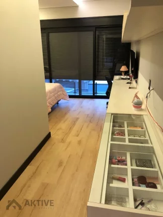 Imagem Casa de Condomínio em Granja Viana - Cotia