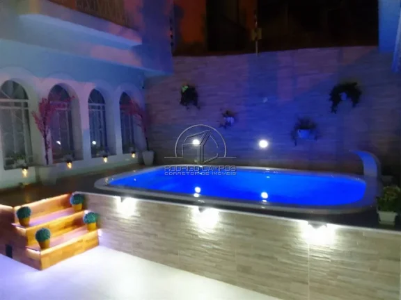 Imagem Maravilhoso Sobrado à Venda no Boqueirão, Praia Grande - 3 Quartos e Piscina