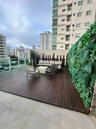 Imagem Apartamento com 3 suítes e 2 vagas de garagem na Meia Praia em Itapema