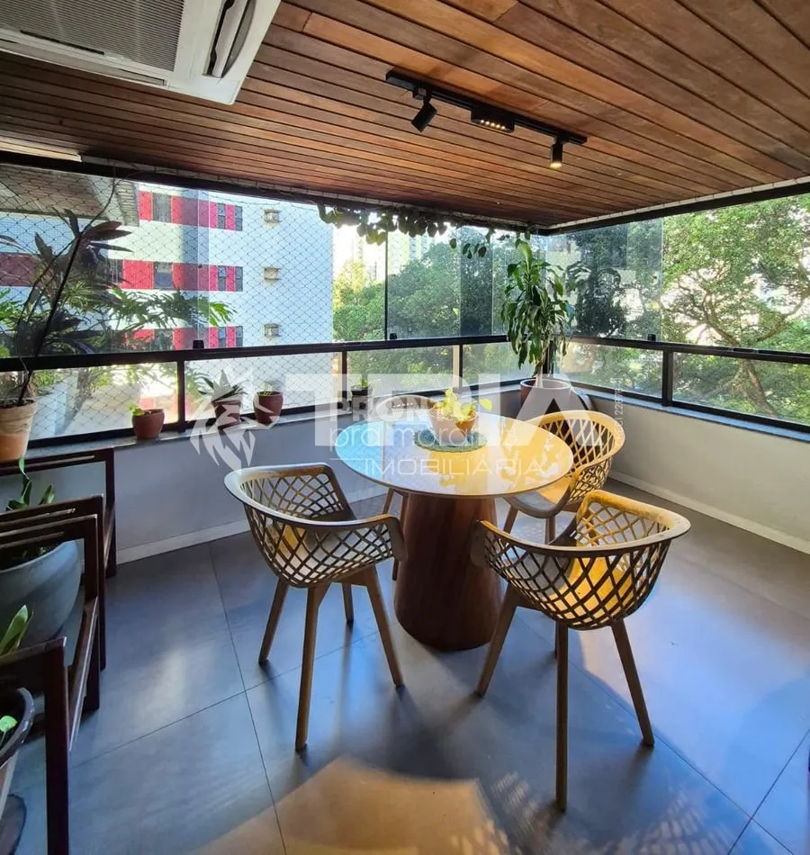Imagem Apartamento de 4 quartos, 194m² no bairro Aflitos, em Recife