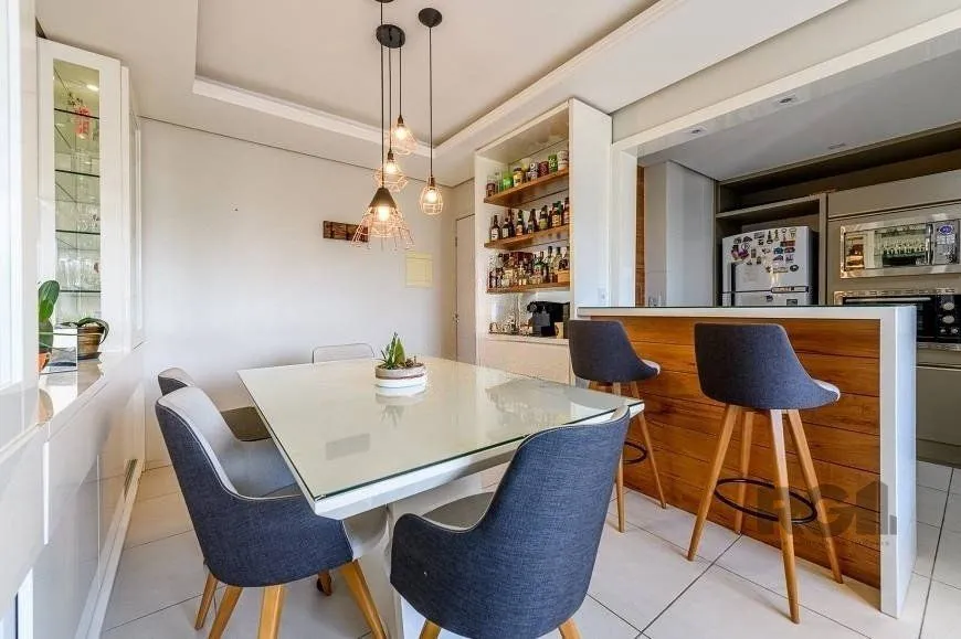 Imagem Apartamento 68 m² mobiliado, 2 dormitórios, sendo 1 suíte e 1 vaga.