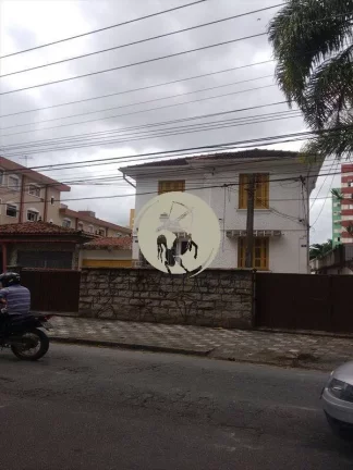Imagem PARA INVESTIDORES TERRENO COM 3 CASAS SENDO UM SOBRADOCOM 3 DORMITÓRIOS COM 2 VAGAS E MAIS 2 CASAS ...