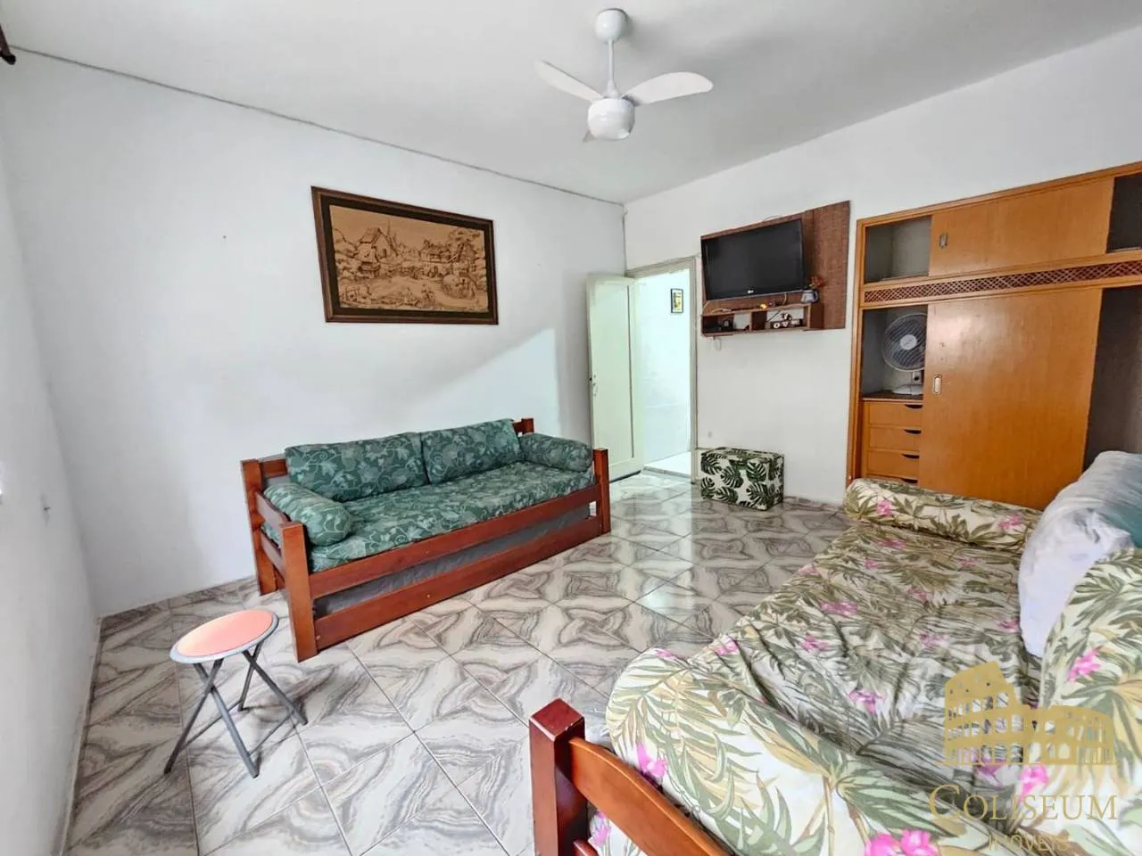 Imagem Kitnet com 1 dormitório para alugar, 32 m² por R$ 1.600,00/mês - Boqueirão - Praia Grande/SP