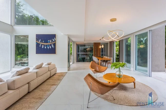 Imagem Casa para Venda em Balneário Camboriú, BARRA, 4 dormitórios, 4 suítes, 5 banheiros, 4 vagas