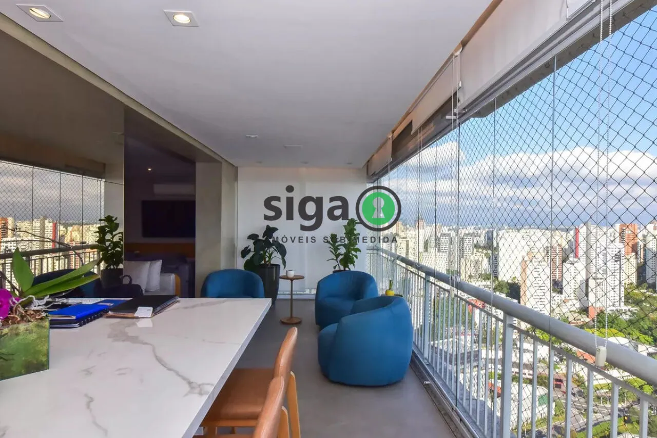 Imagem Apartamento de 223 metros com 3 quartos e 4 vagas