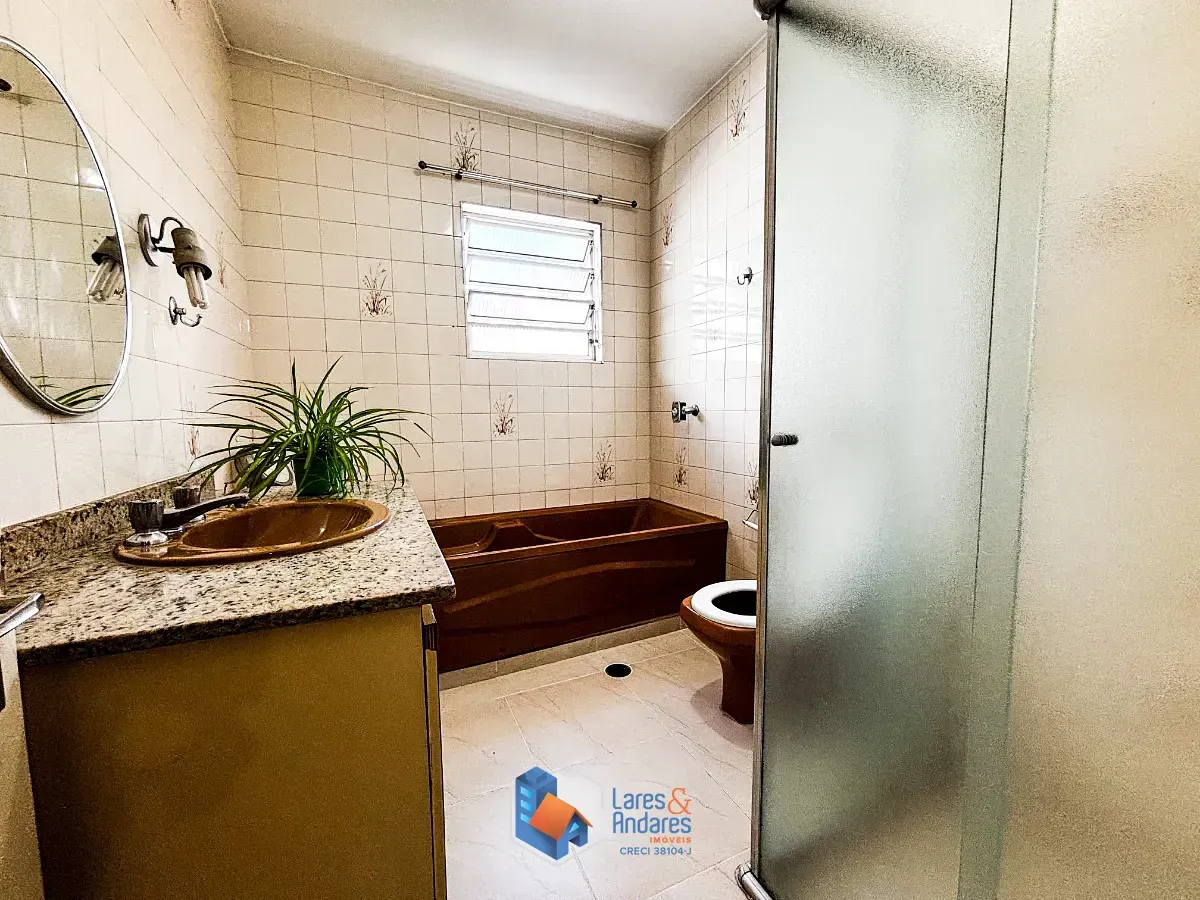 Imagem Sobrado para venda em Jardim Hípico com 3 quartos, sendo 1 suíte, 143m²