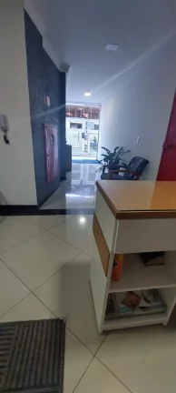 Imagem A VENDA APARTAMENTO COM 2 QUARTOS E 1 SUÍTE VISTA PARA O MAR