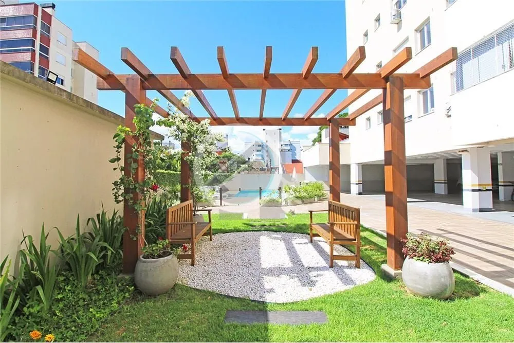 Imagem Este encantador apartamento de 1 dormitório, com 50m² privativos, com o sol da tarde proporcionand...