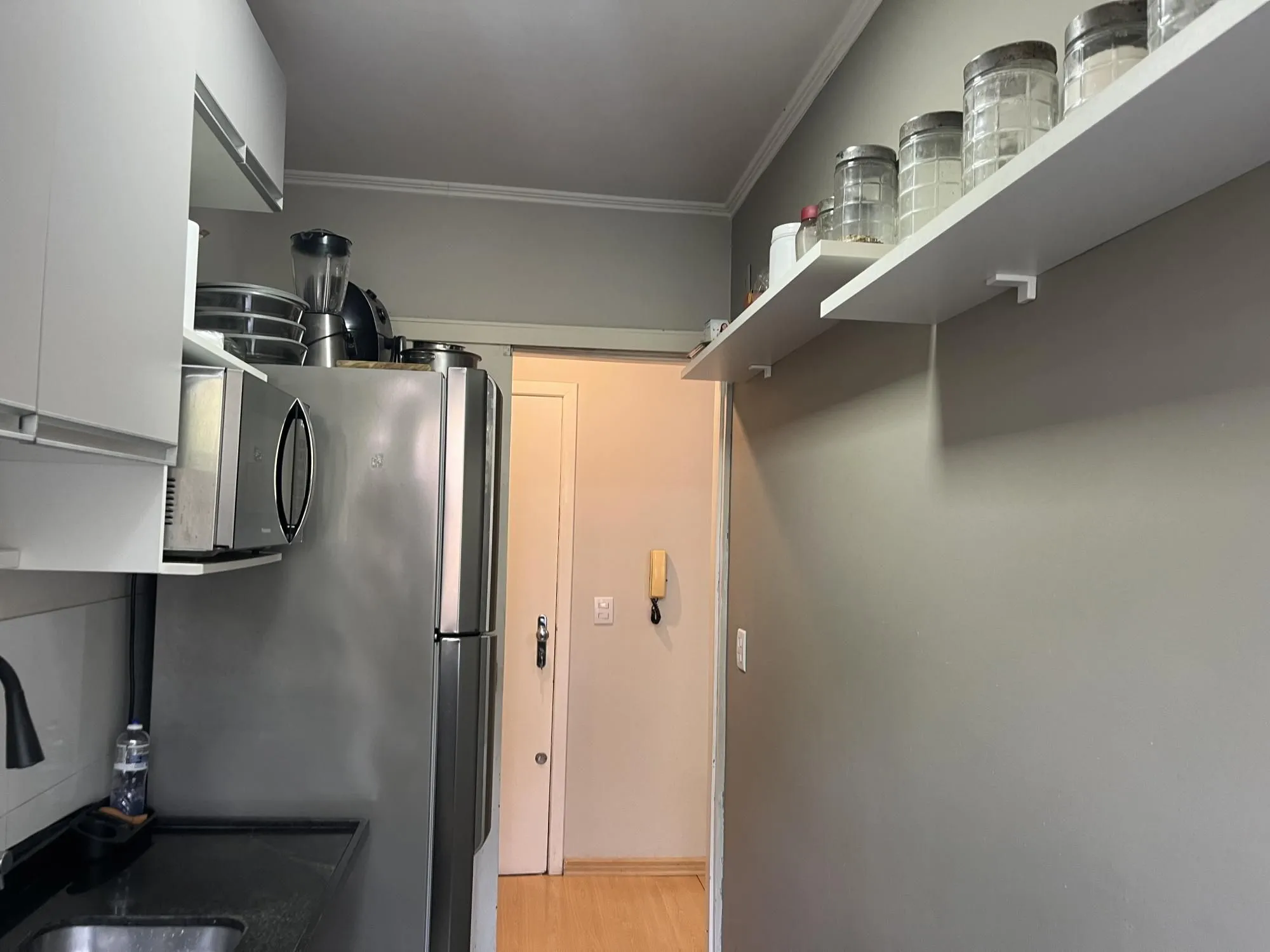 Imagem Apartamento com 02 quartos no Bairro Passo da Areia, Porto Alegre