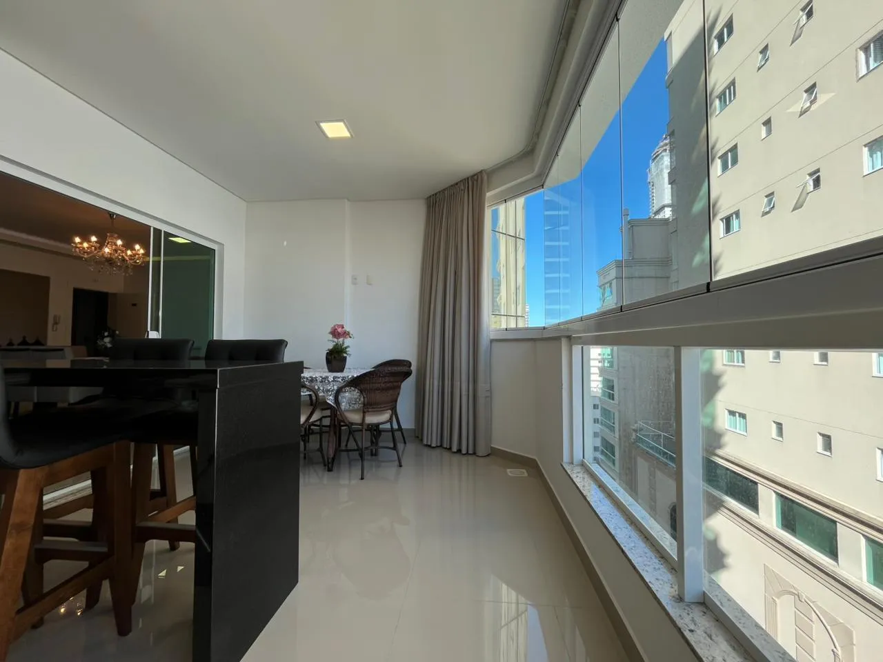 Imagem Apartamento à venda com 159m2 por R$ 2.380.000,00