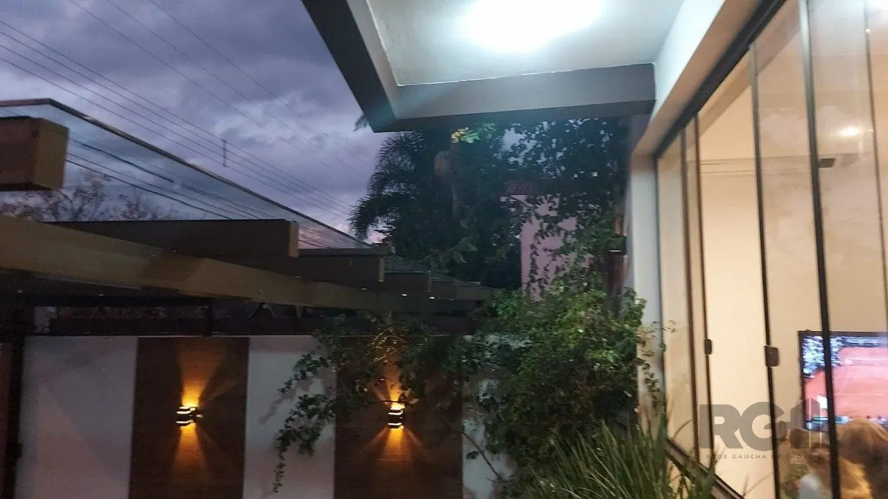 Imagem CASA ALTO PADRÃO - BALNEÁRIO -SÃO LOURENÇO DO SUL - RS