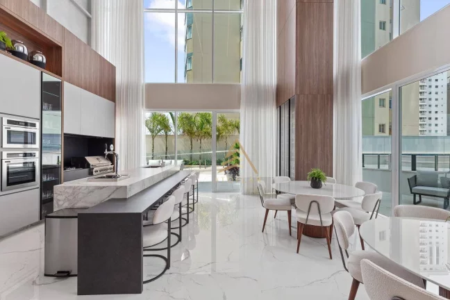 Imagem Apartamento à venda, 150 m² por R$ 5.490.000,00 - Pioneiros - Balneário Camboriú/SC