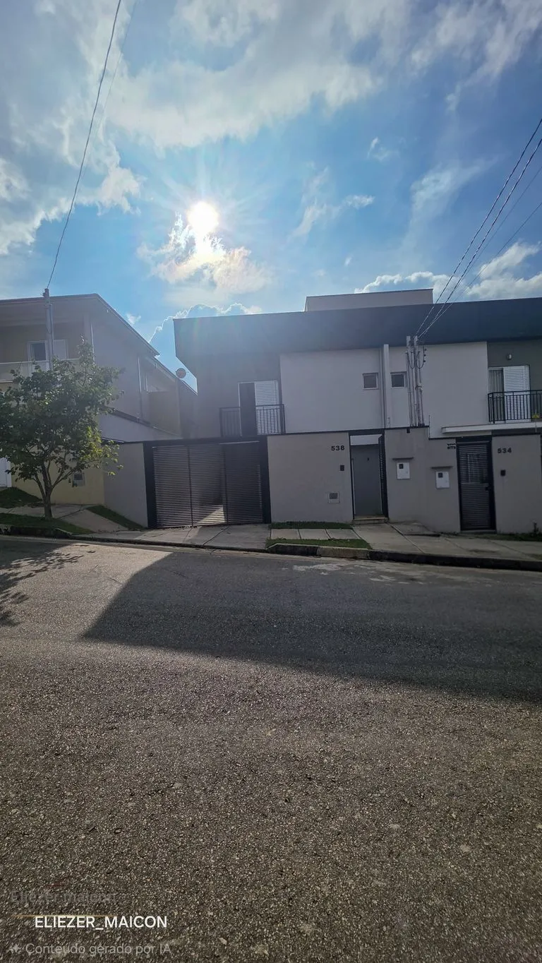 Foto do imóvel Sobrado à Venda com 3 quartos no bairro Belvedere, em Poços de Caldas - MG