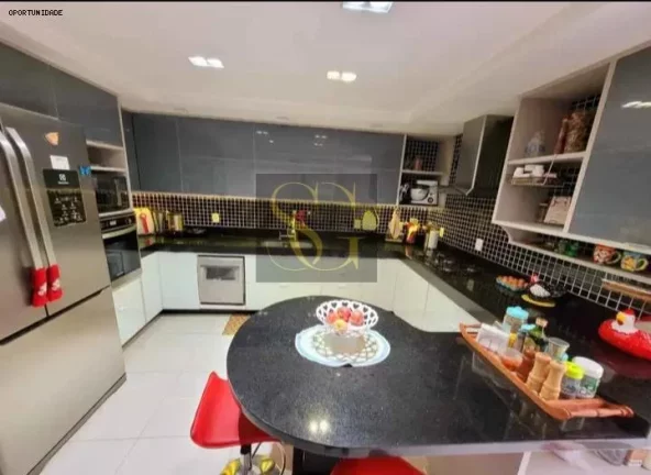 Imagem Casa para Venda em Teresópolis, Agriões, 4 dormitórios, 4 suítes, 5 banheiros, 4 vagas