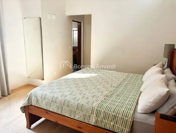 Imagem Casa à venda em Sousas, no San Conrado, em localização cercada por verde e com vista aberta para ...