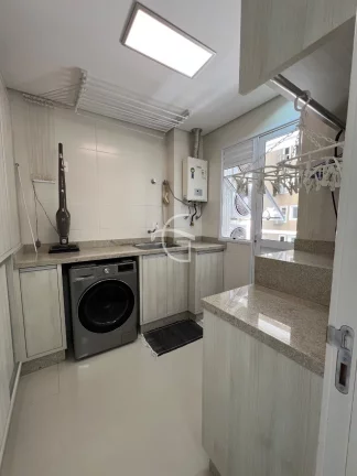Imagem Venha morar em um apartamento amplo localizado no Anita Garibaldi!!!!