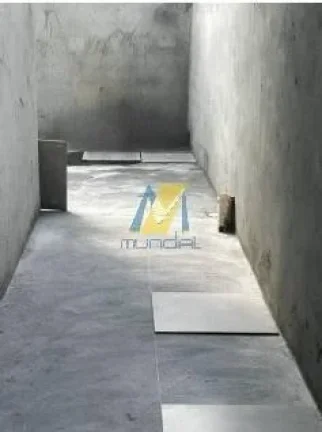 Imagem Galpão Industrial com 600m², Trifásico e Acesso para Caminhão