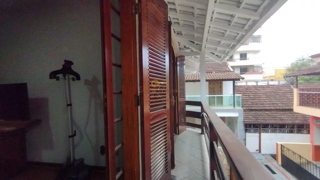 Imagem Casa em Condomínio para Venda em Teresópolis / RJ no bairro Alto