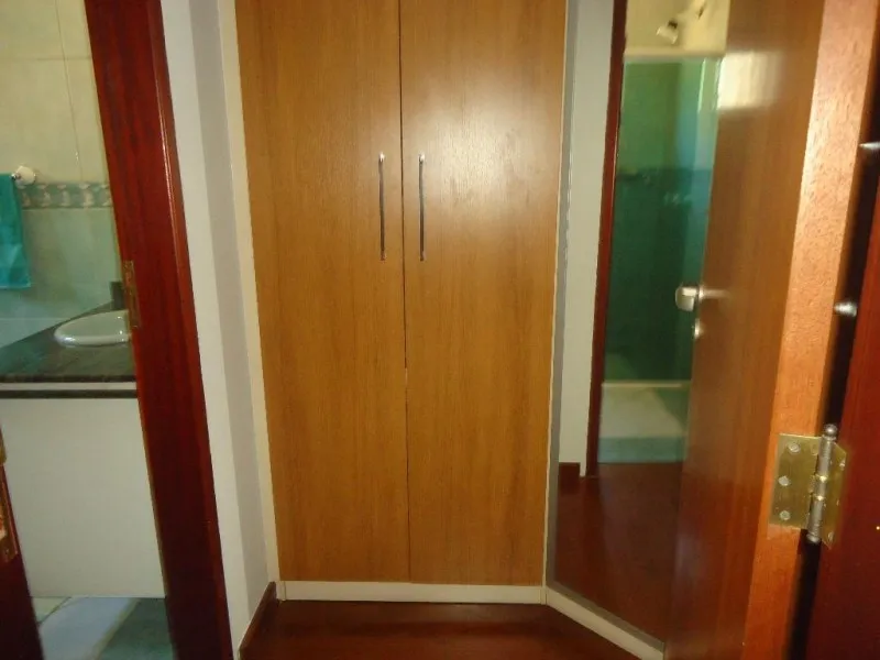 Imagem Imperdível oportunidade: Casa em condomínio à venda em Valinhos-SP, 4 quartos, 4 suítes, 2 salas, 5 banheiros, 4 vagas, 283m².