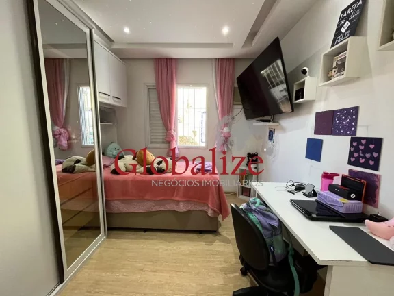 Imagem Casa sobreposta térrea à venda com 150m², 3 quartos, suíte, 2 vagas, piscina por R$1.100.000,00 em Santos