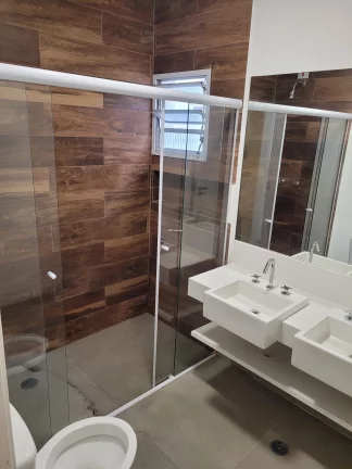 Imagem Casa à venda em São Paulo-SP, Vila Mariana. 3 quartos, 3 suítes, 4 salas, 5 banheiros, 2 vagas, 196m².