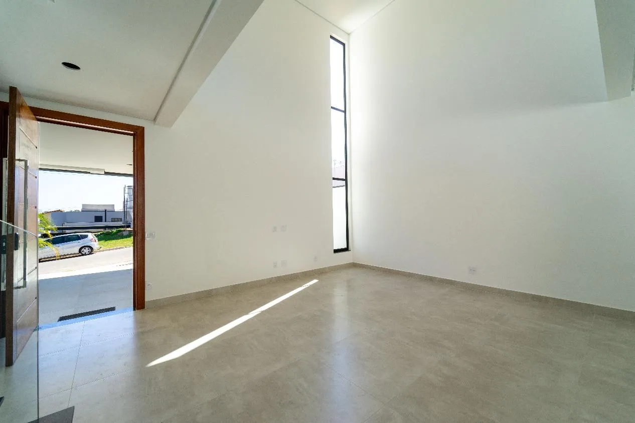 Imagem LINDA CASA NO CONDOMINIO RESERVA ERMIDA (ELOY CHAVES).