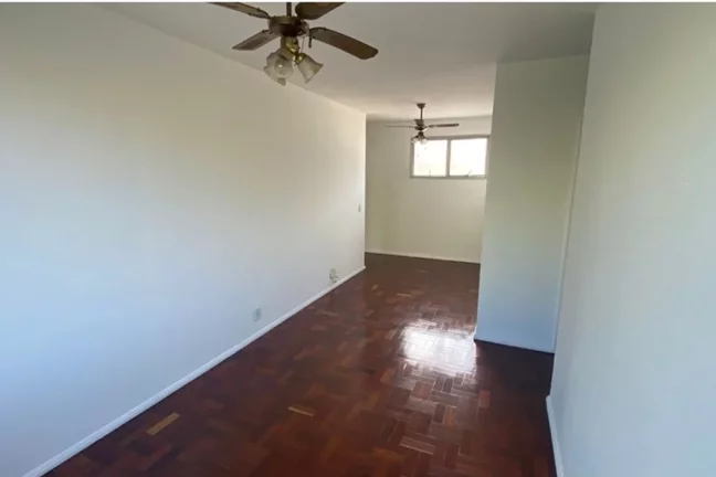 Foto do imóvel Apê Acolhedor com 2 Quartos na Praça Seca! em Rua Albano