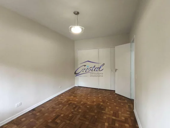 Imagem Sobrado encantador no Instituto de Previdência!