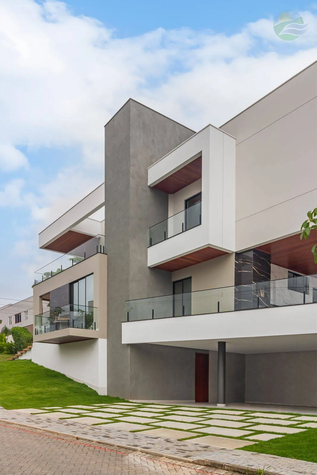 Imagem Casa alto padrão, 5 suítes, Campina Grande PB