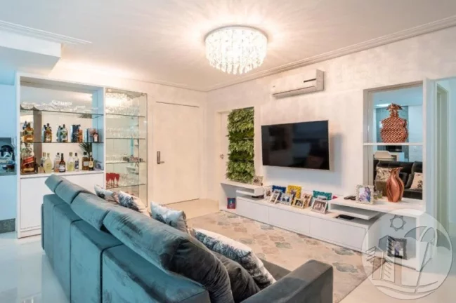 Imagem Apartamento Mobiliado e decorado 3 Suítes 4 vagas a 3 minutos a pé da praia