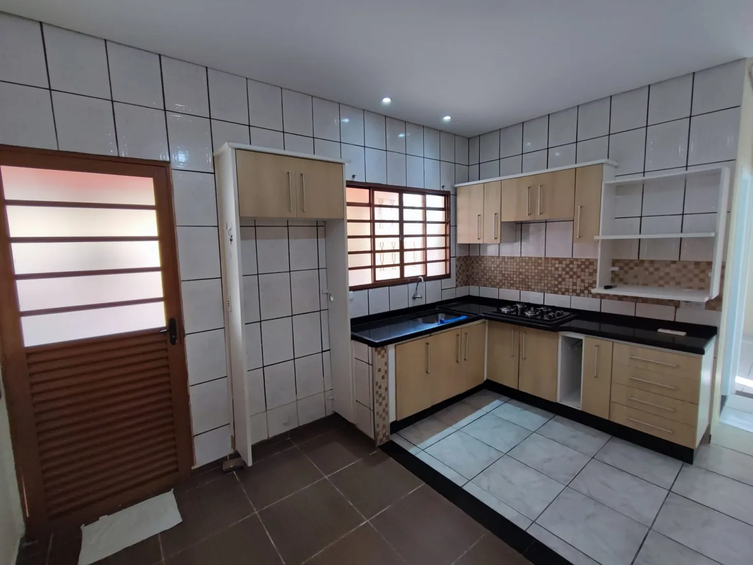 Imagem Casa à venda 2 Quartos, 2 Vagas, 198.4M², Residencial Vale das Acácias, Pindamonhangaba - SP